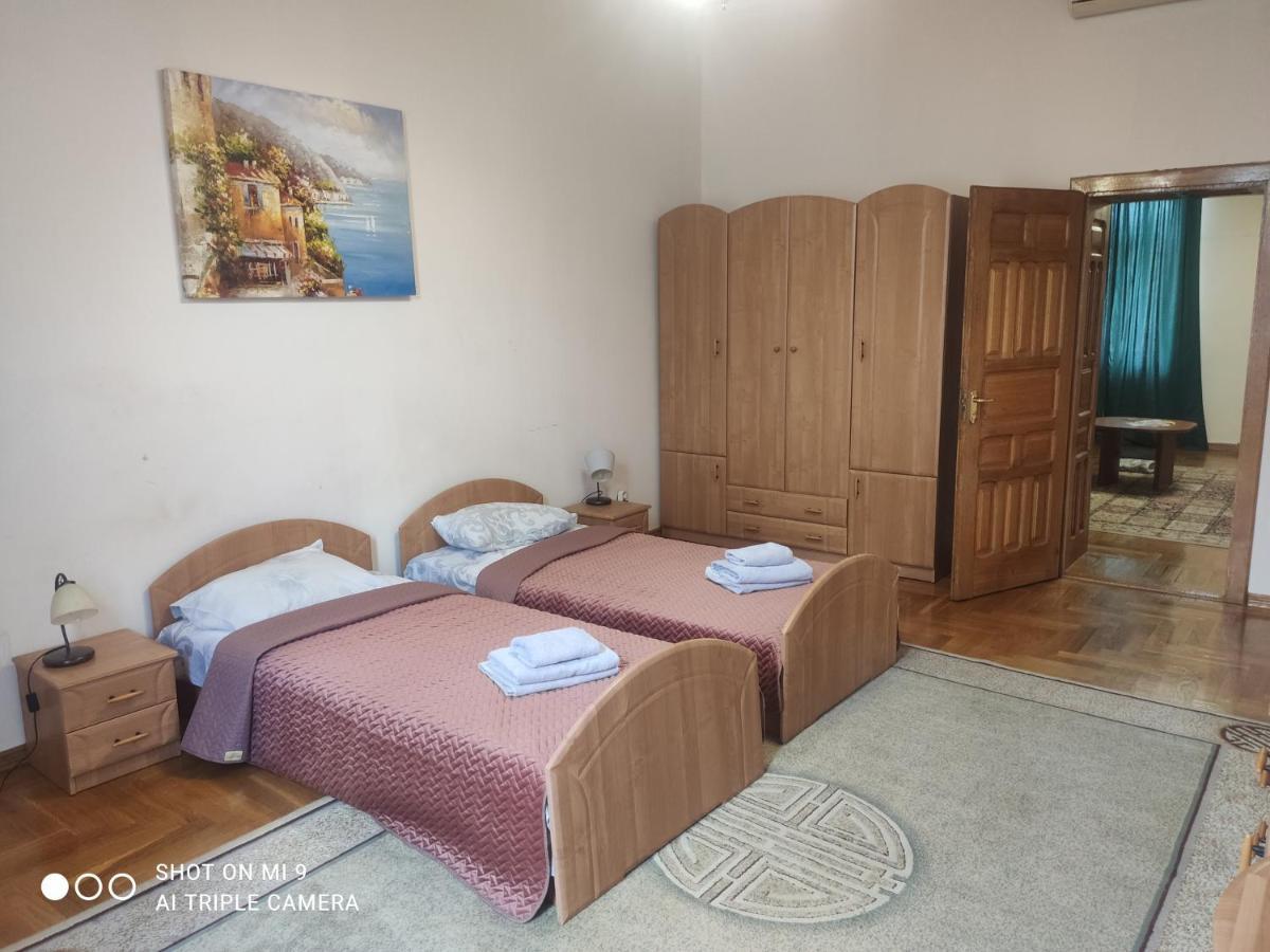 Apartments Domovik ,Kirilla I Mefodiya, 5 Μουκάτσεβο Εξωτερικό φωτογραφία