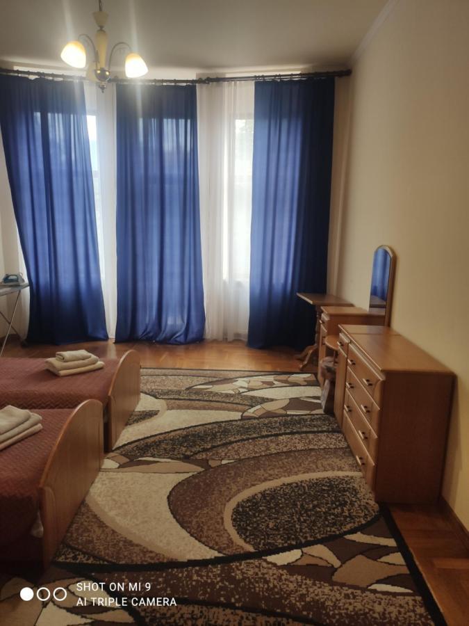 Apartments Domovik ,Kirilla I Mefodiya, 5 Μουκάτσεβο Εξωτερικό φωτογραφία