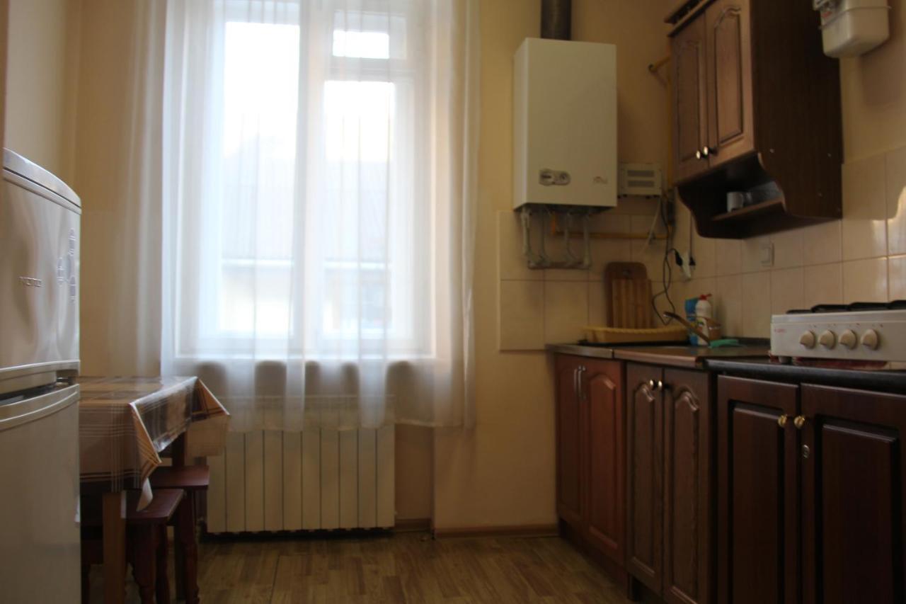 Apartments Domovik ,Kirilla I Mefodiya, 5 Μουκάτσεβο Εξωτερικό φωτογραφία