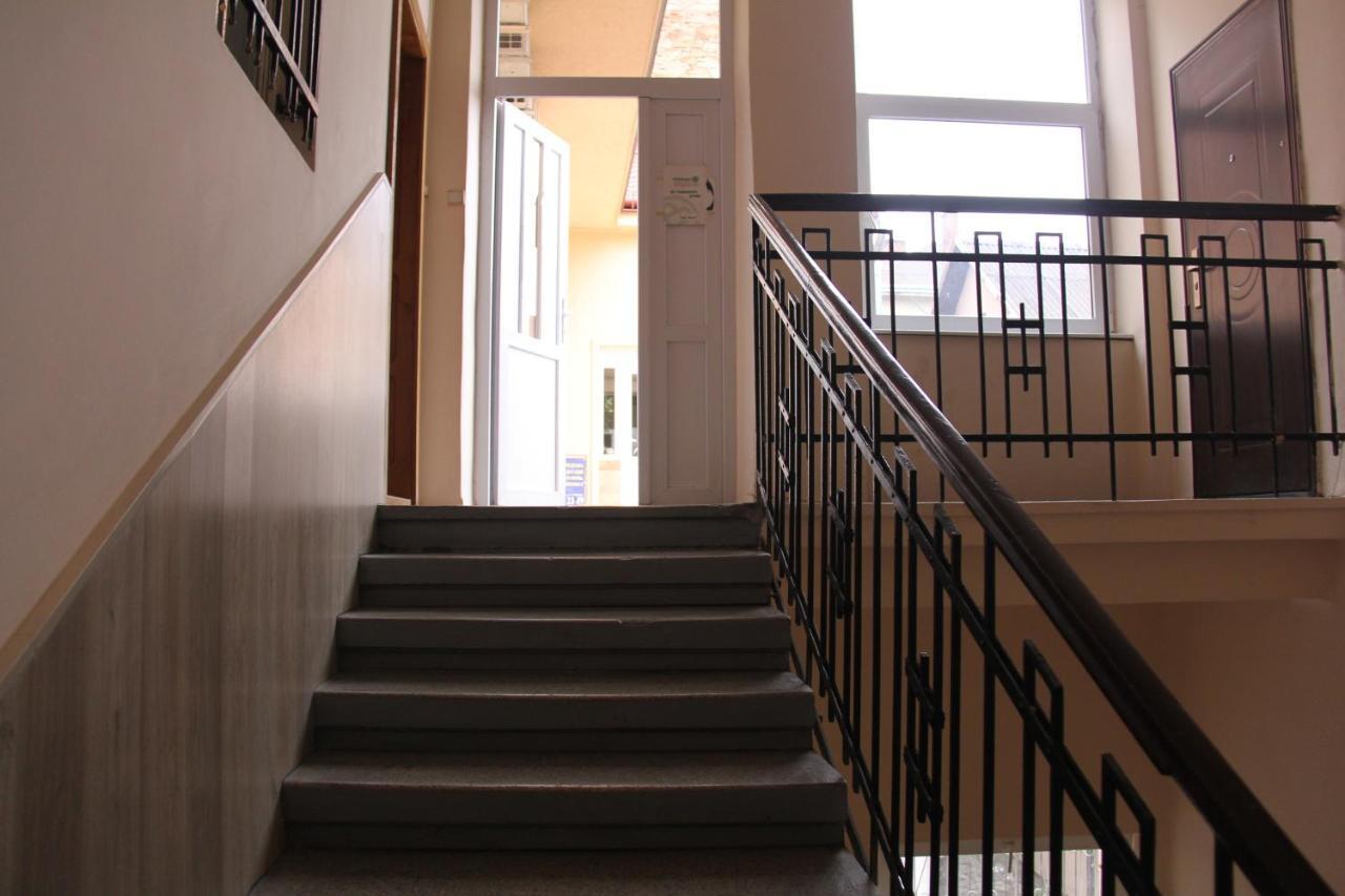 Apartments Domovik ,Kirilla I Mefodiya, 5 Μουκάτσεβο Εξωτερικό φωτογραφία