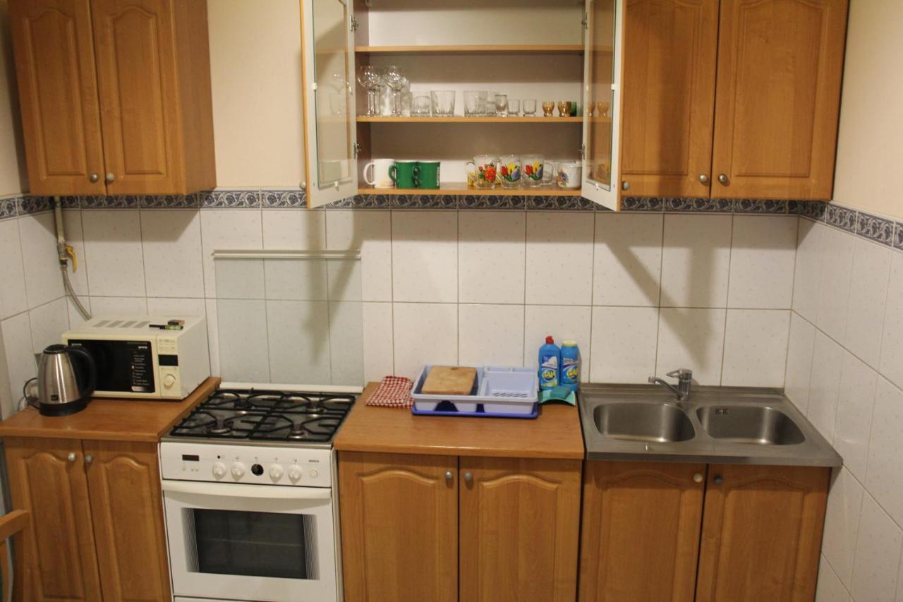 Apartments Domovik ,Kirilla I Mefodiya, 5 Μουκάτσεβο Εξωτερικό φωτογραφία