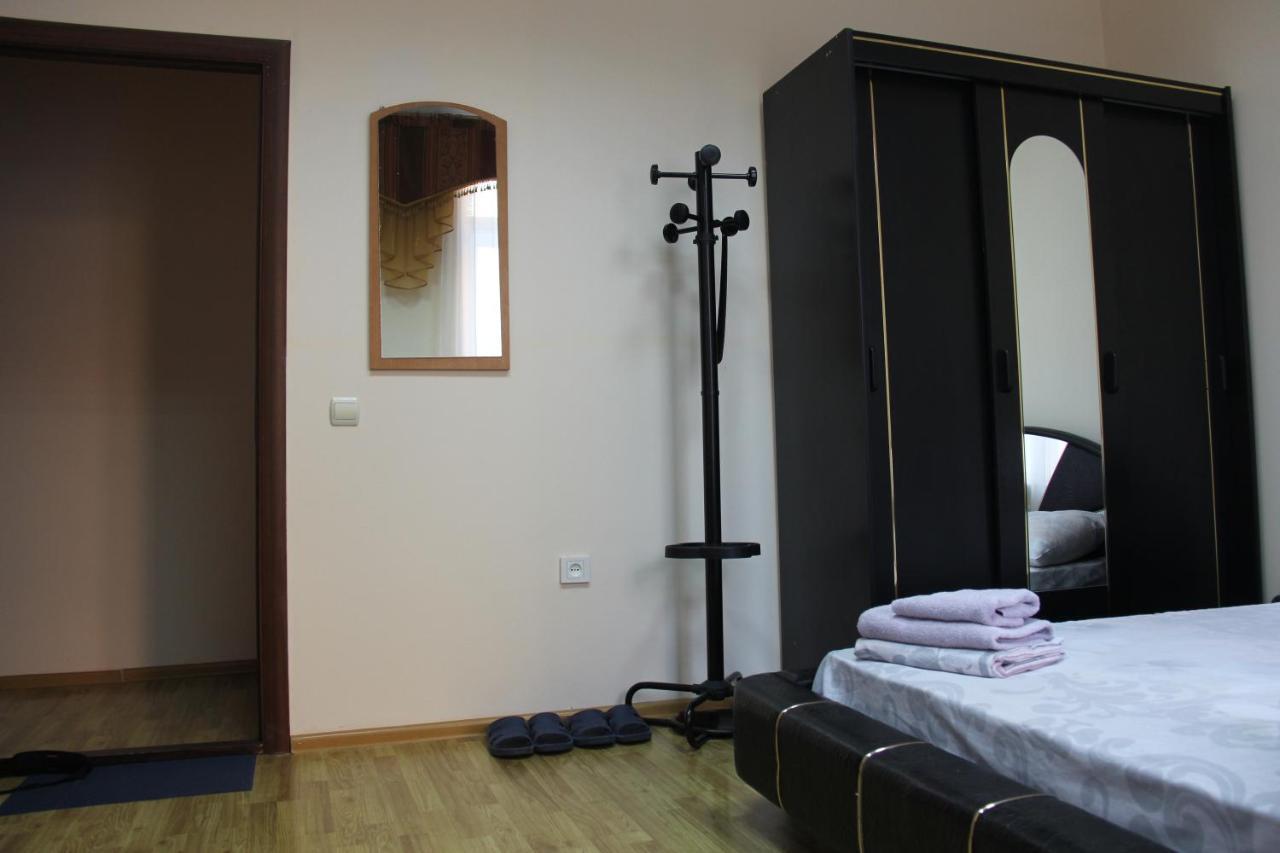 Apartments Domovik ,Kirilla I Mefodiya, 5 Μουκάτσεβο Εξωτερικό φωτογραφία