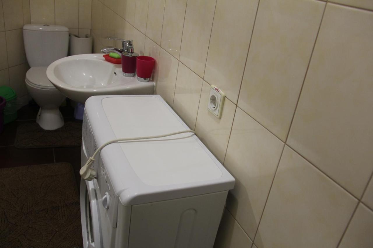 Apartments Domovik ,Kirilla I Mefodiya, 5 Μουκάτσεβο Εξωτερικό φωτογραφία