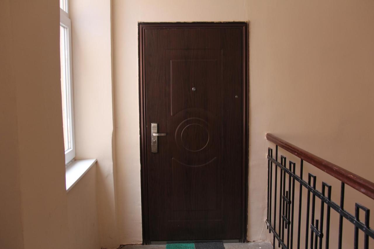 Apartments Domovik ,Kirilla I Mefodiya, 5 Μουκάτσεβο Εξωτερικό φωτογραφία