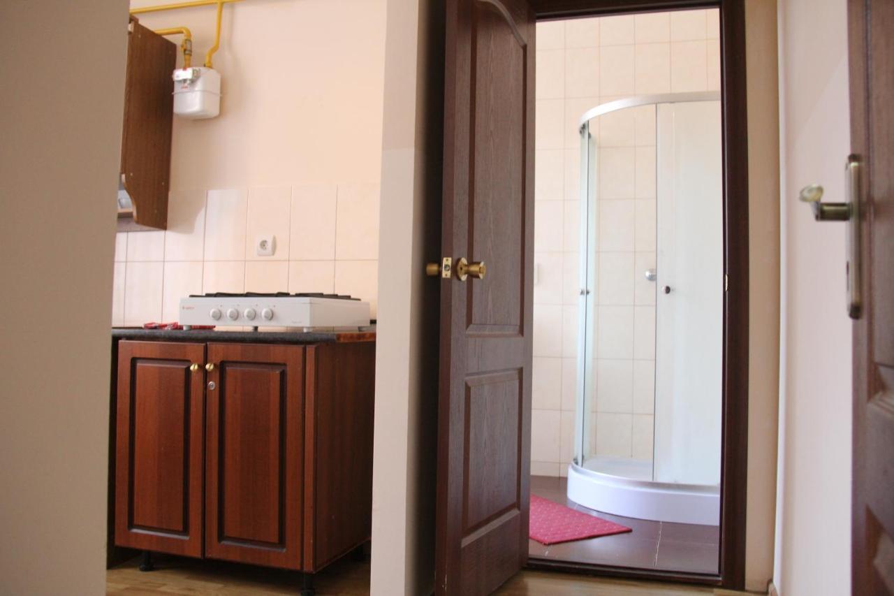 Apartments Domovik ,Kirilla I Mefodiya, 5 Μουκάτσεβο Εξωτερικό φωτογραφία
