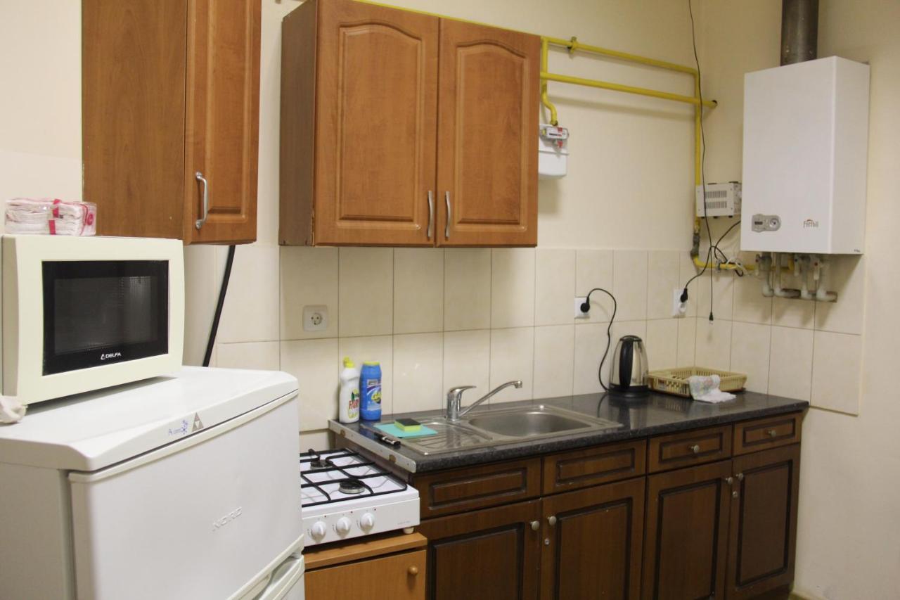 Apartments Domovik ,Kirilla I Mefodiya, 5 Μουκάτσεβο Εξωτερικό φωτογραφία