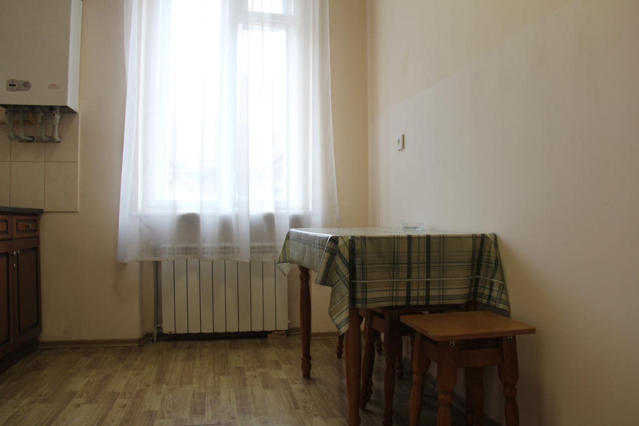 Apartments Domovik ,Kirilla I Mefodiya, 5 Μουκάτσεβο Εξωτερικό φωτογραφία
